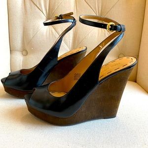Nine West open toe platform wedges